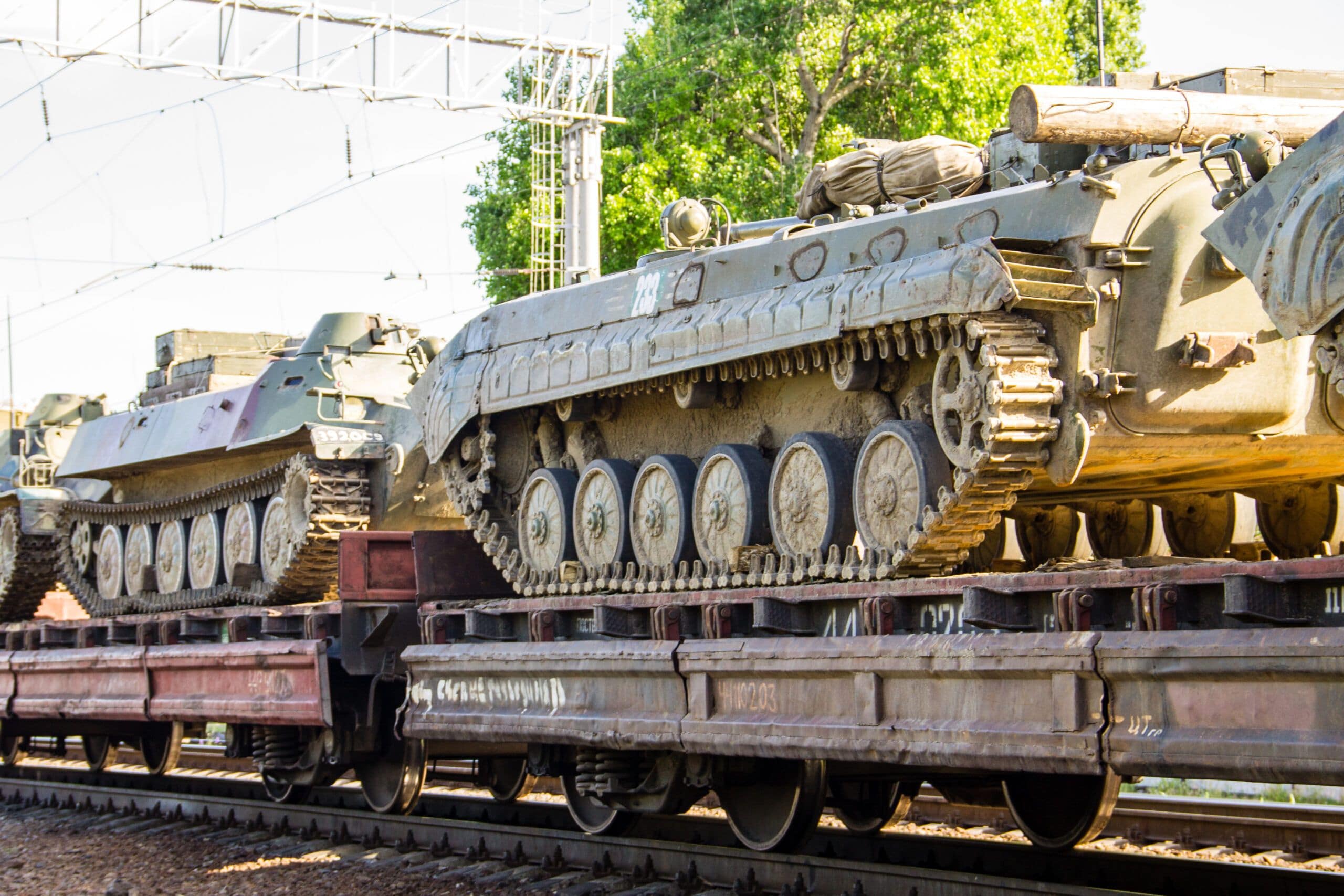 Australian government to buy 120 tanks from US costing $3.5 billion ...