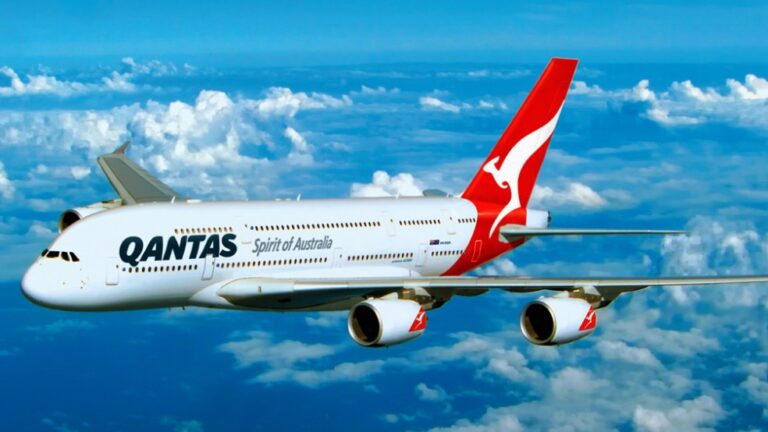 Qantas in full flight