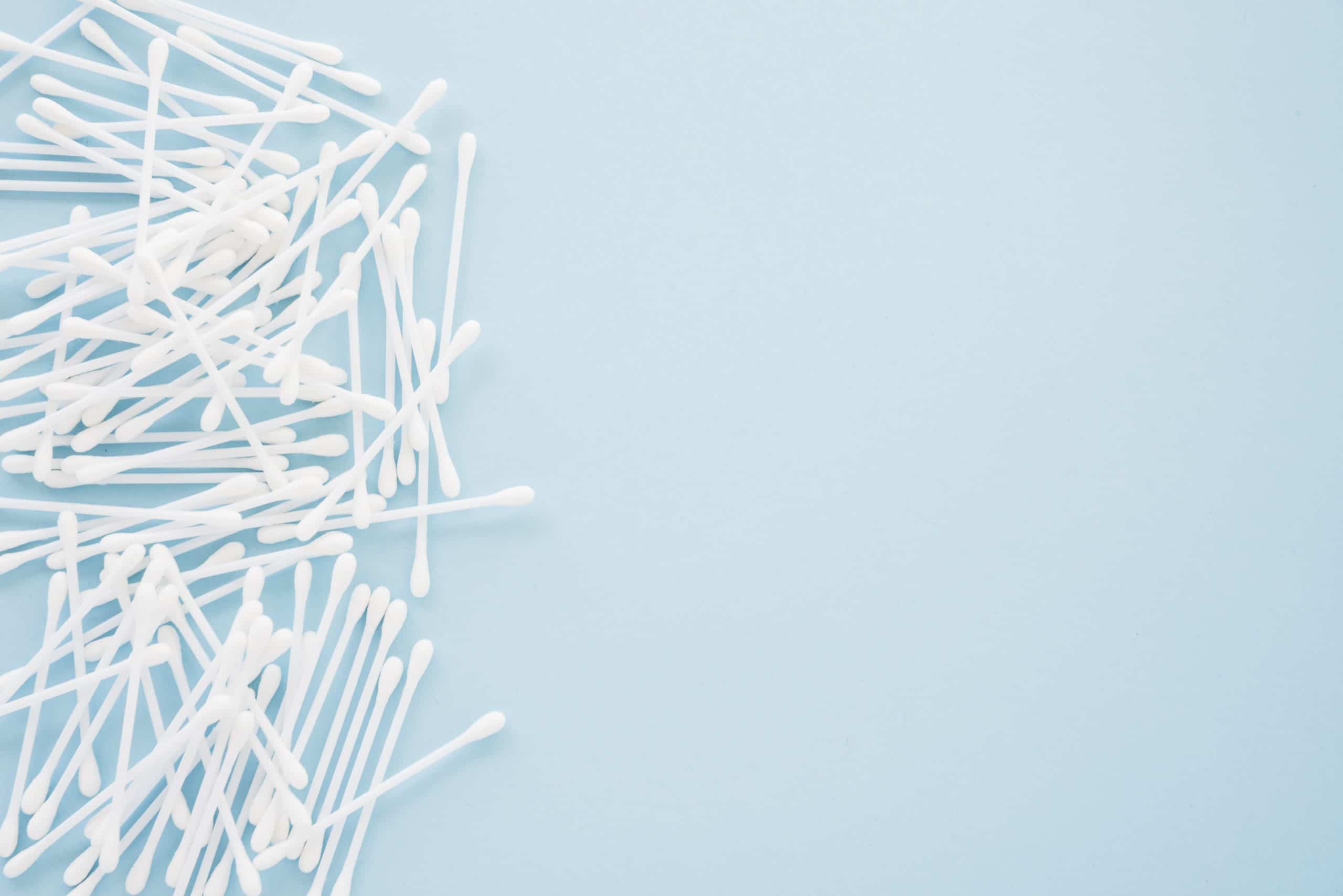Plastic cotton buds