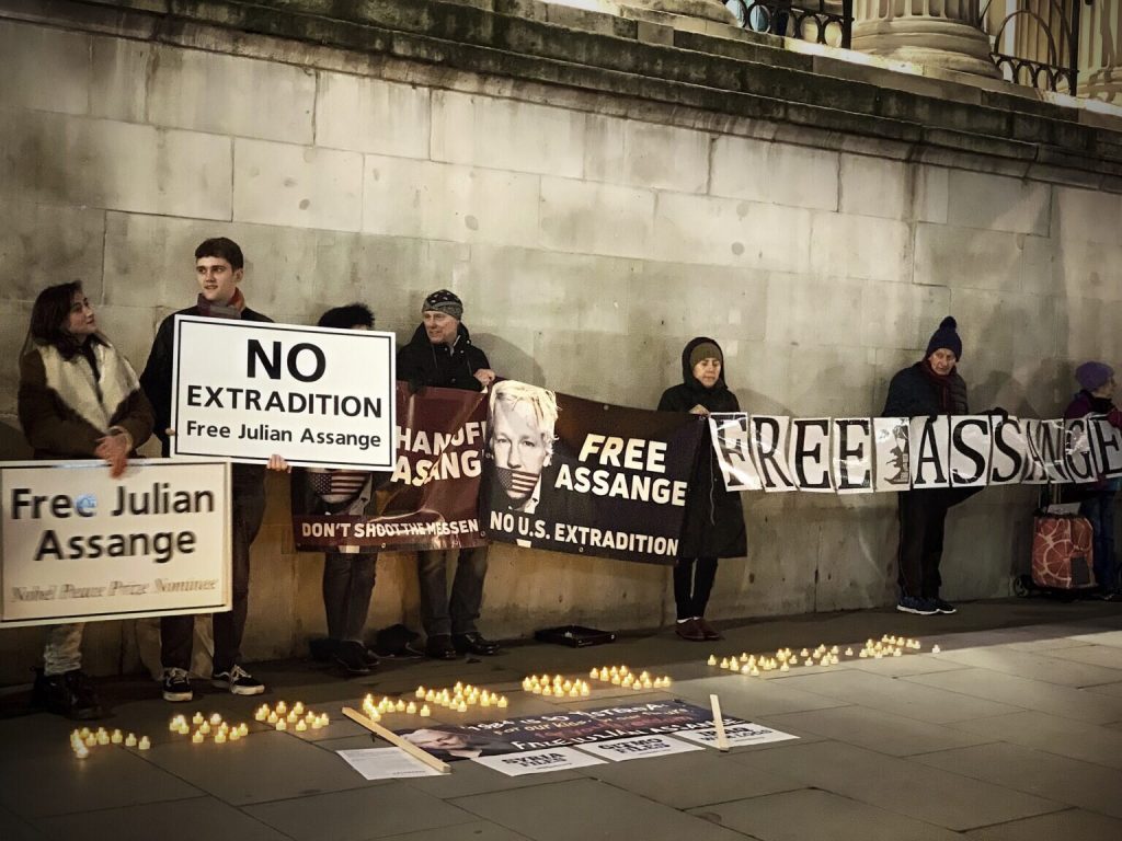 Protestors in support of Julian Assange