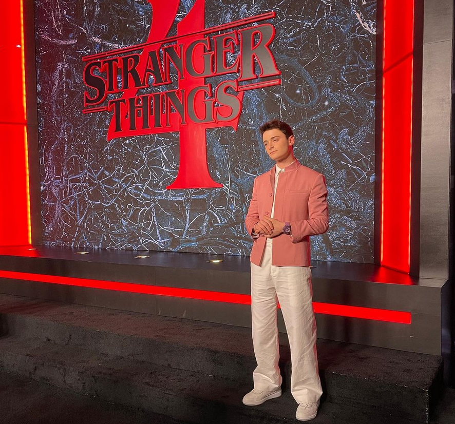 Stranger Things star, Noah Schnapp has announced that he and his character, Will Byers, is gay. Source: Noah Schnapp/Instagram.