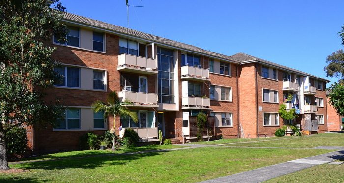 Queensland government reveals $320 million housing package to assist families struggling with housing insecurity