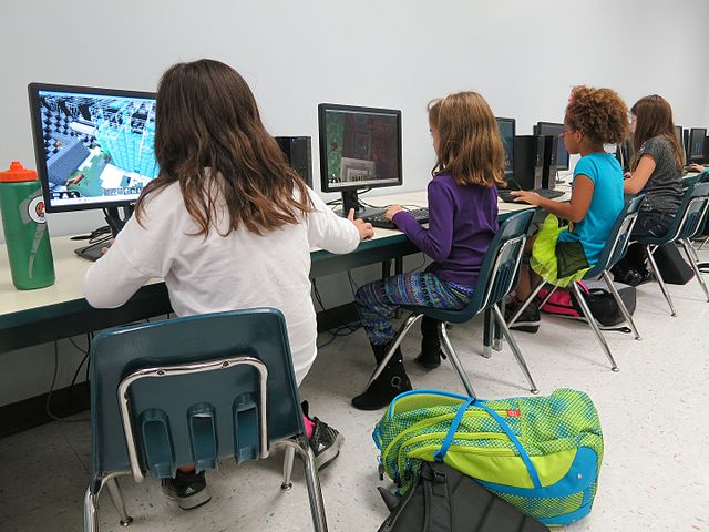 A Victorian primary school's students are using Minecraft to build ideal communities.  Source: Kevin Jarrett, Wikimedia Commons