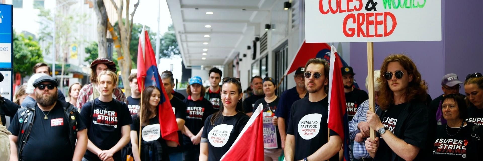 Coles and Woolworths workers went on strike this weekend for better pay an working conditions.