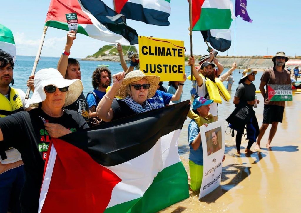 Over a hundred protestors were charged at the People's Blockade