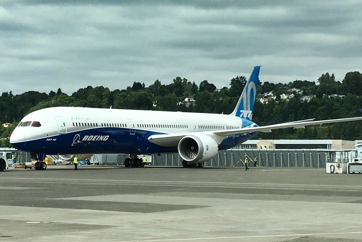 a boeing aircraft sitting on a runway