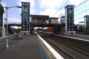 Carlton railway station