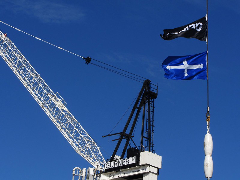 CFMEU and Eureka flags