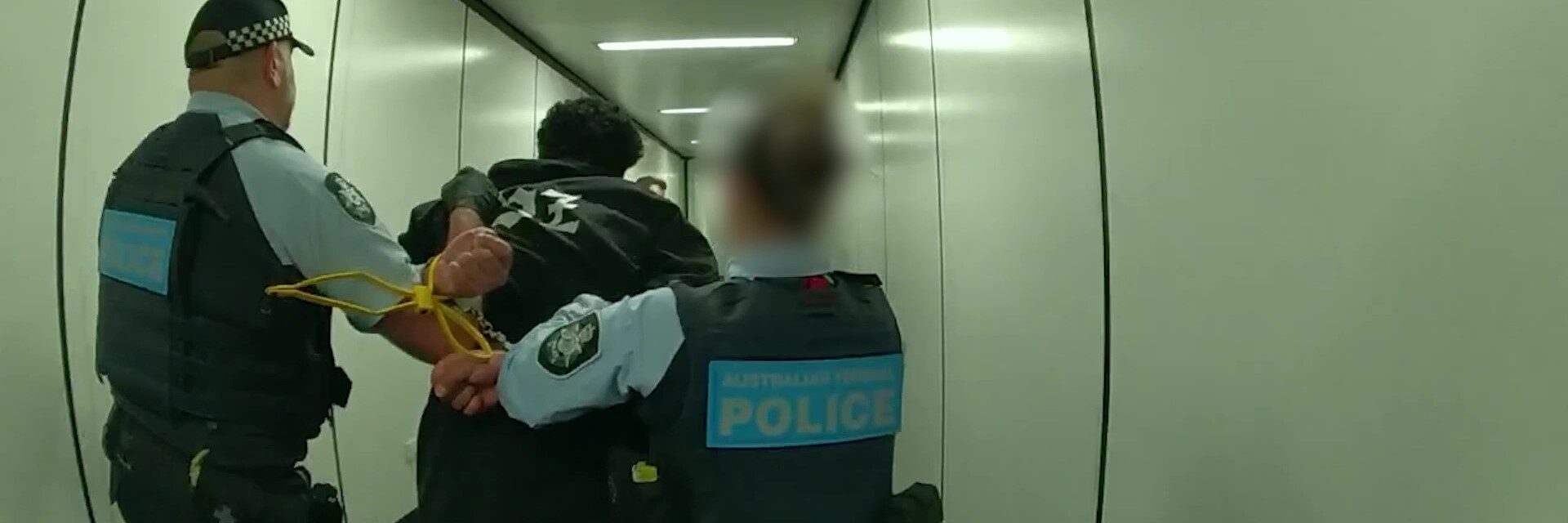 NZ man arrested flight