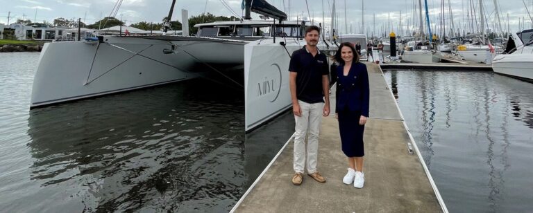 3D carbon catamaran
