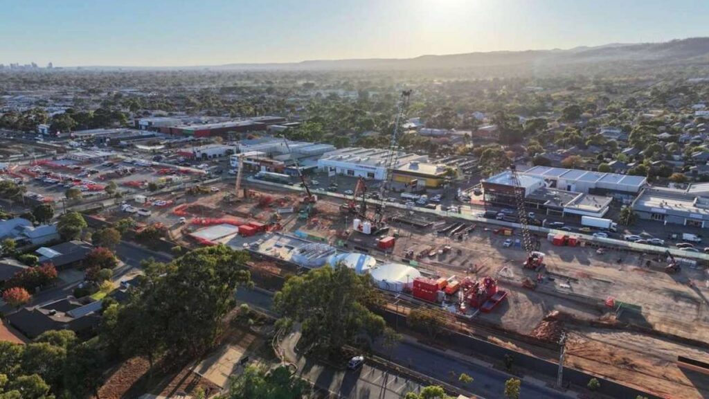 Construction work underway on the T2D project. Photo: www.T2D.sa.gov.au
