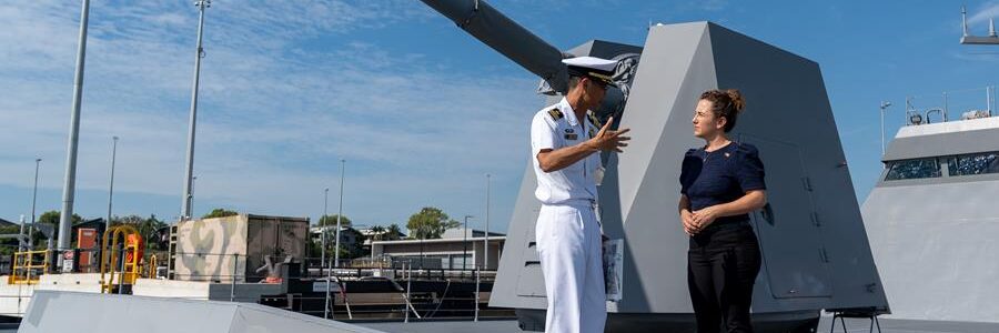 JS Yahagi captain Commander Tamura Masayoshi with Chief Minister Lia Finocchiaro. Photo: supplied/NT Government
