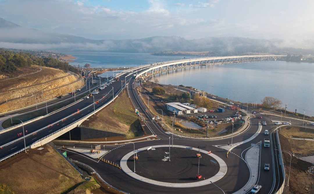 The new $786m Bridgewater Bridge over the River Derwent in Hobart. Photo: PM's office/Twitter (X)
