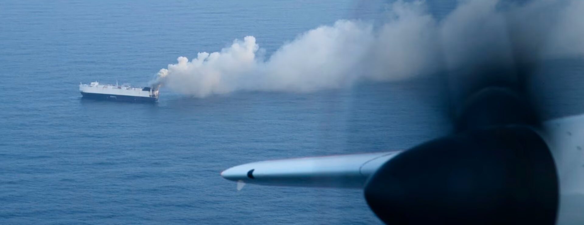 A view of the ship from the cockpit of the USCG Hercules. Photo: USGC Alaska