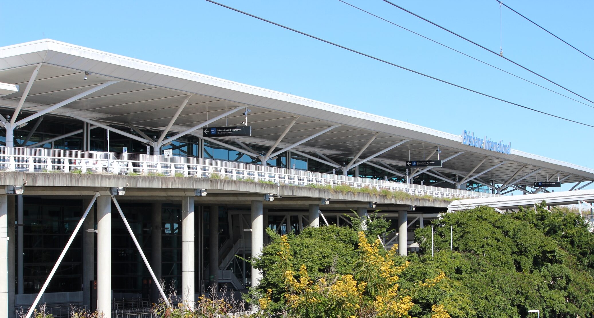 Brisbane Airport is expecting 2.78 million passengers during the June-July school holidays, boosted by up to 40,000 UK rugby supporters and interstate visitors. Photo: ANDREW KACIMAIWAI