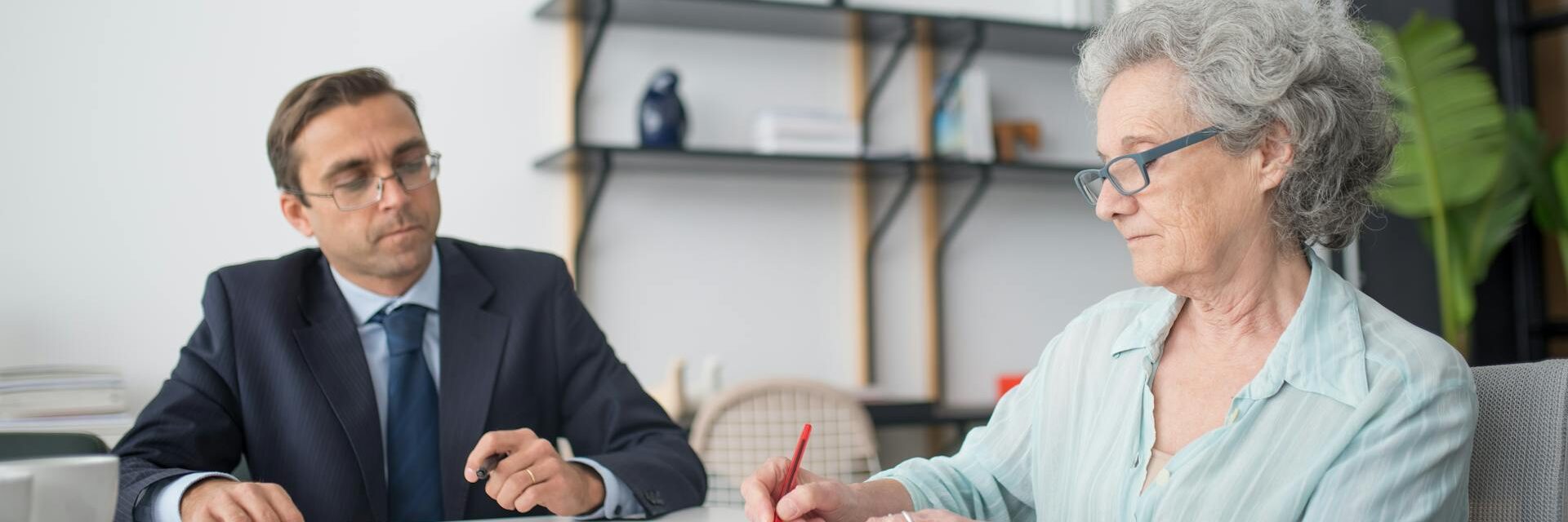 The number of financial advisors has almost halved as retirement looms for many, says the CPA. Photo: Kampus Production: https://www.pexels.com