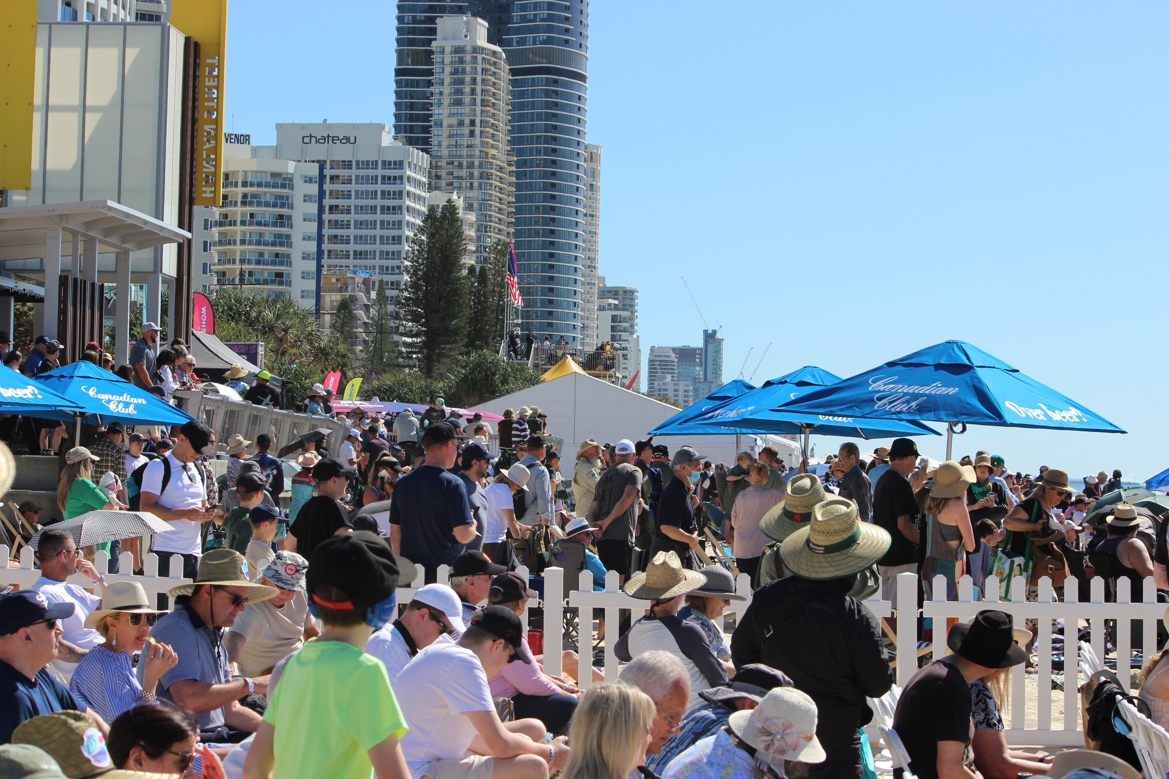FILE … events like an airshow on the Gold Coast attract big crowds on the trams and other public transport. Photo: ANDREW KACIMAIWAIFILE … events like an airshow on the Gold Coast attract big crowds on the tram network. Photo: ANDREW KACIMAIWAI