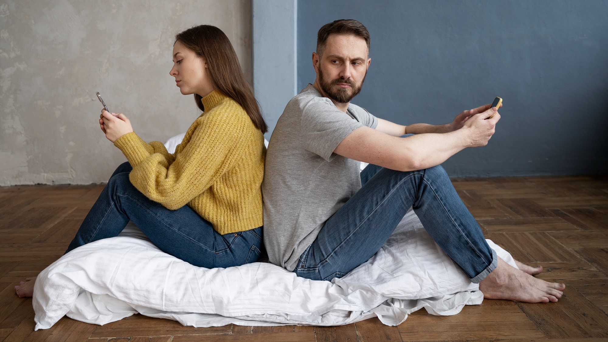Separating couples are increasingly having to stay together, a new report says. Photo: freepik