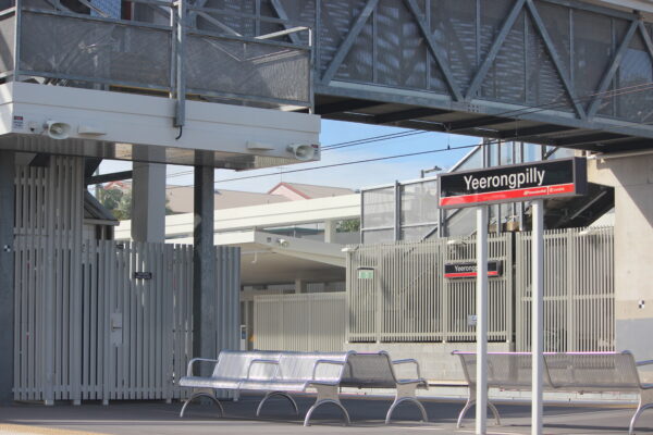 rail ... Yeerongpilly station i Brisbane. Photo: ANDREW KACIMAIWAI