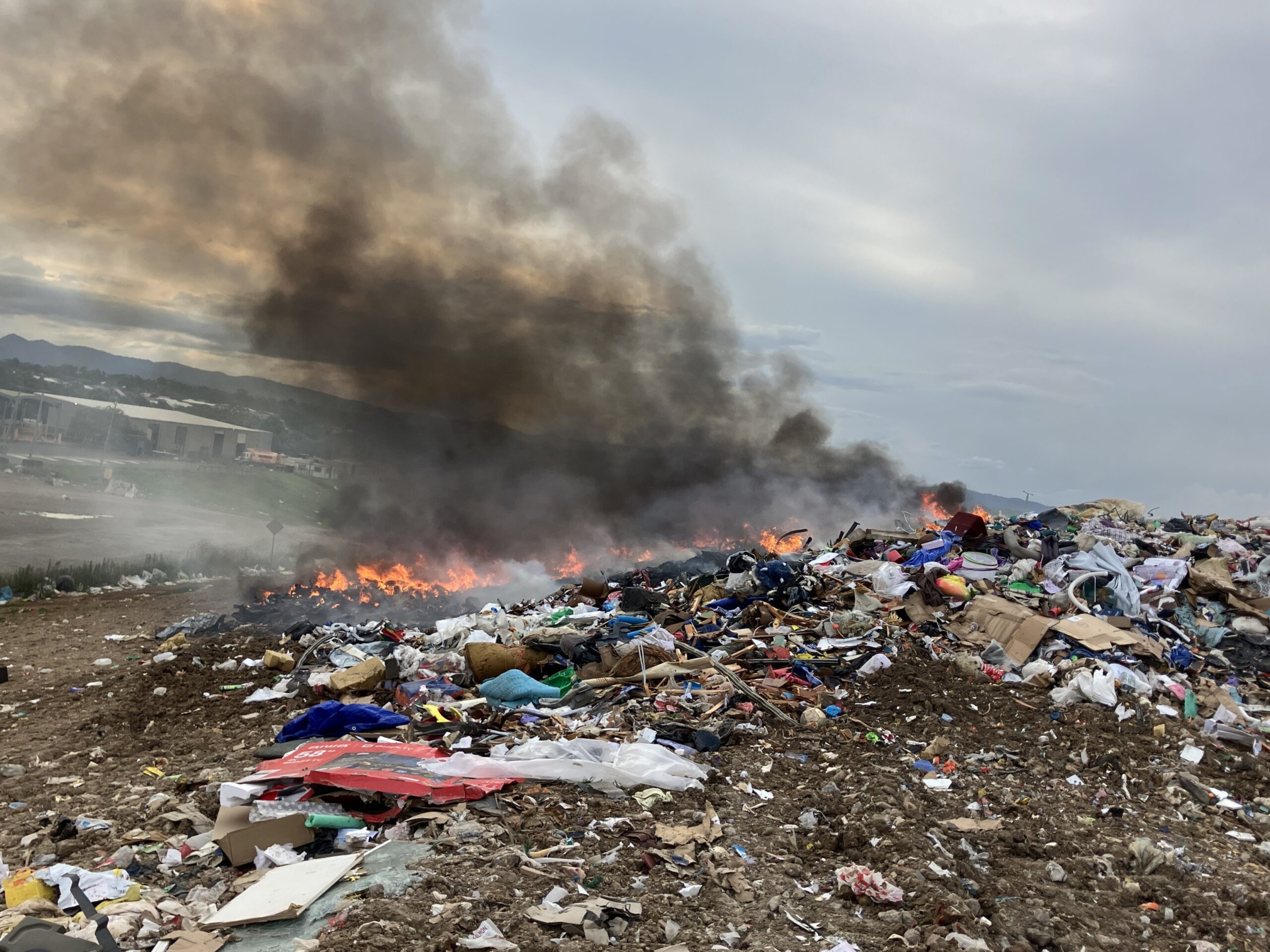 A suspected battery fire at the Dakabin waste management facility, Moreton Bay, Queensland. Photo: supplied
