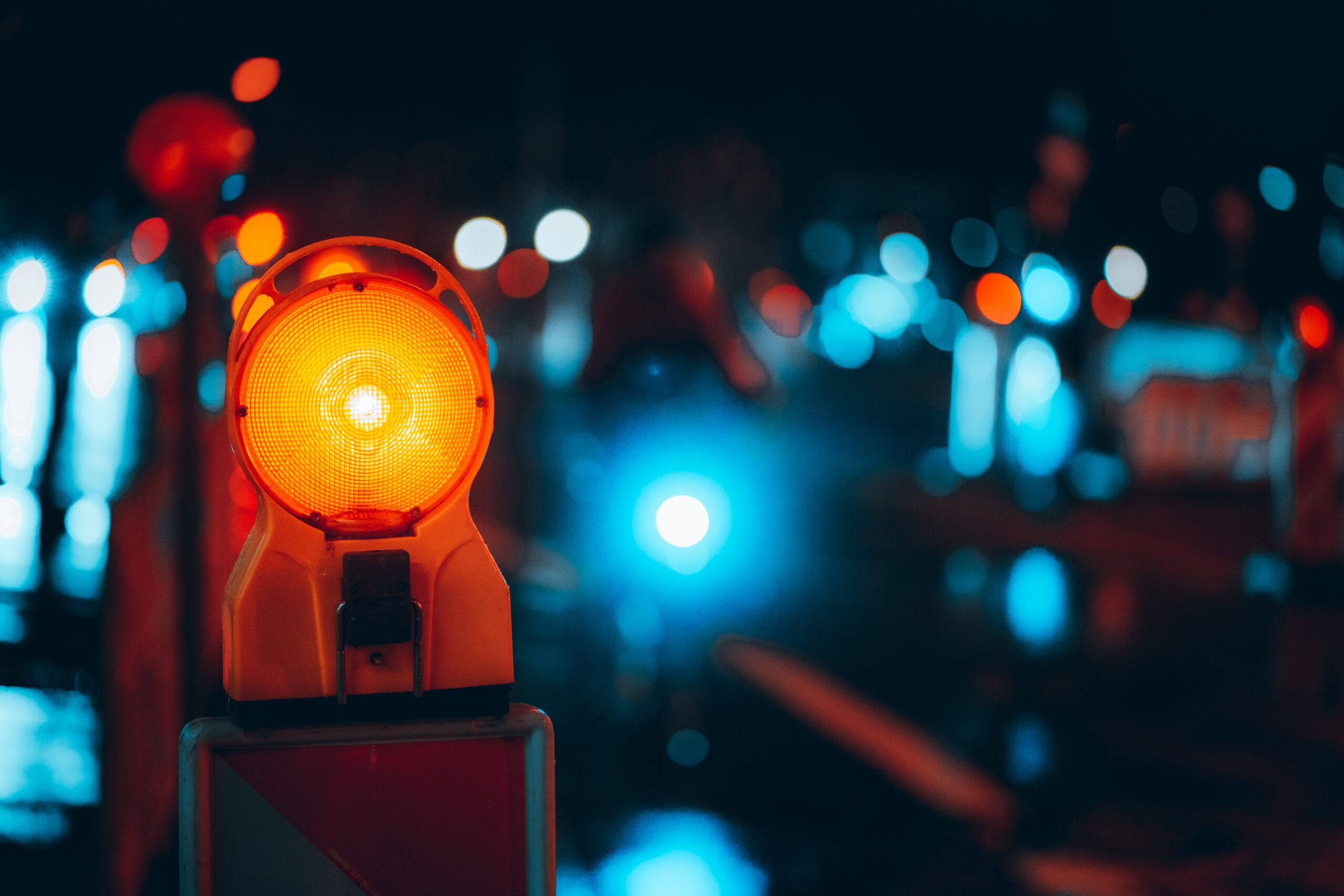 Two weeks of night road work in the Morayfield area are due to start any day. Photo: stock (wirestock on Freepik)
