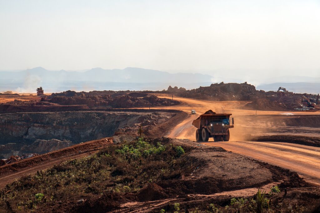 Australian mining is too dependent on a country that is diversifying, a new report says. Photo: wirestock on Freepik.