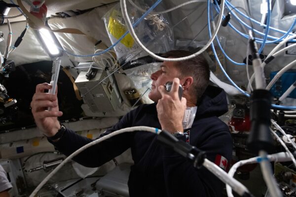 Canadian astronaut Jeremy Hansen enjoys a shave inside Orion during day five before the crew’s lunar flyby. Photo: NASA.