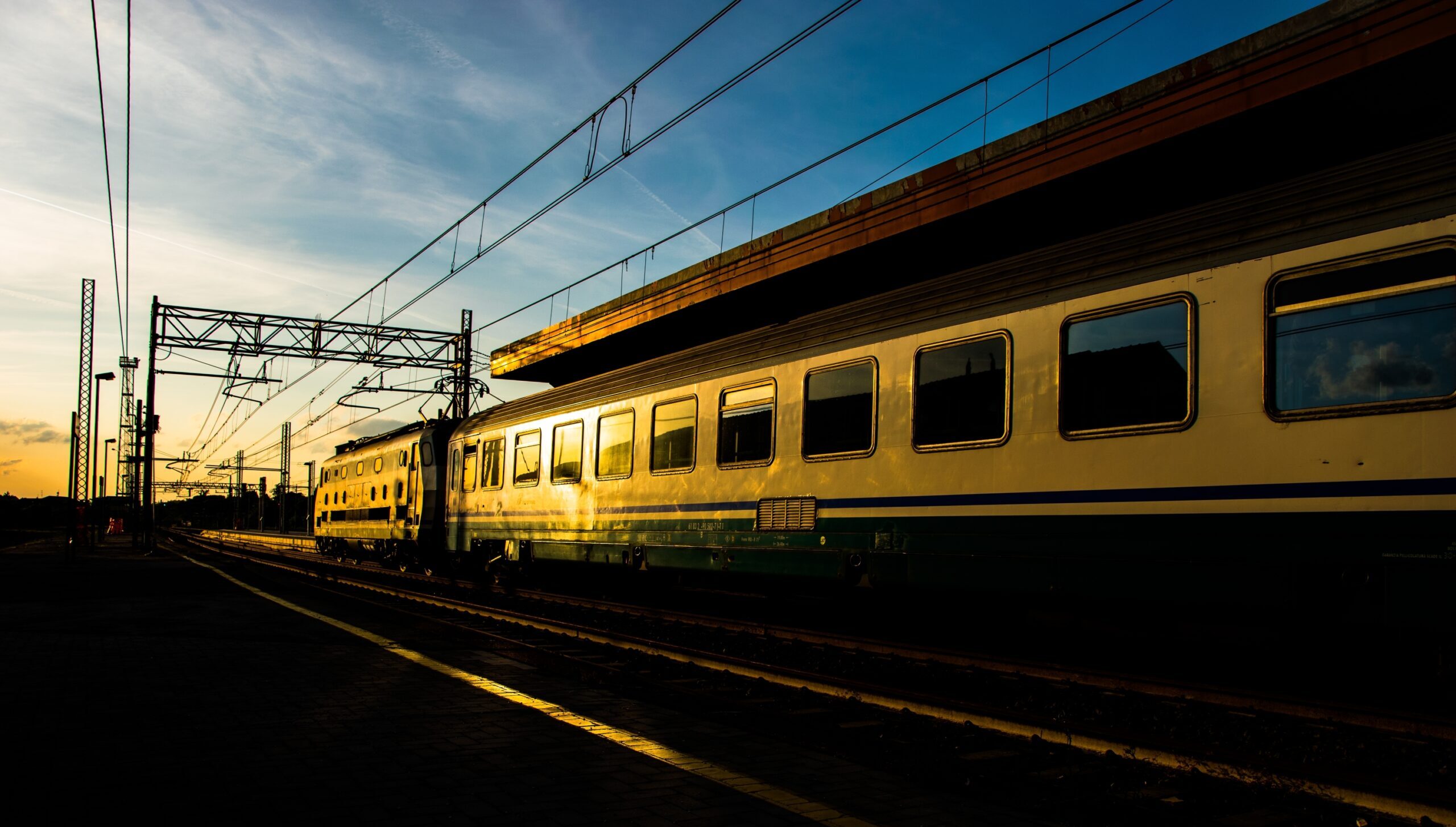 More trains and more services are planned for the Perth-Bunbury route. Photo: wirestock on Freekpik