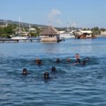 Kiribati police divers learn to find drugs underwater with AFP, French help