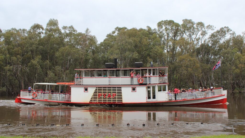 Chinese ... Tourism spending regional Victoria hit the $774 million mark, the state government says. Photo: ANDREW KACIMAIWAI