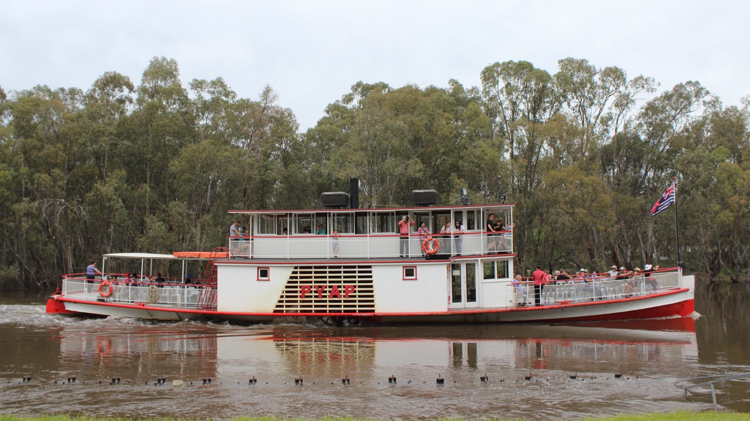 Chinese ... Tourism spending regional Victoria hit the $774 million mark, the state government says. Photo: ANDREW KACIMAIWAI