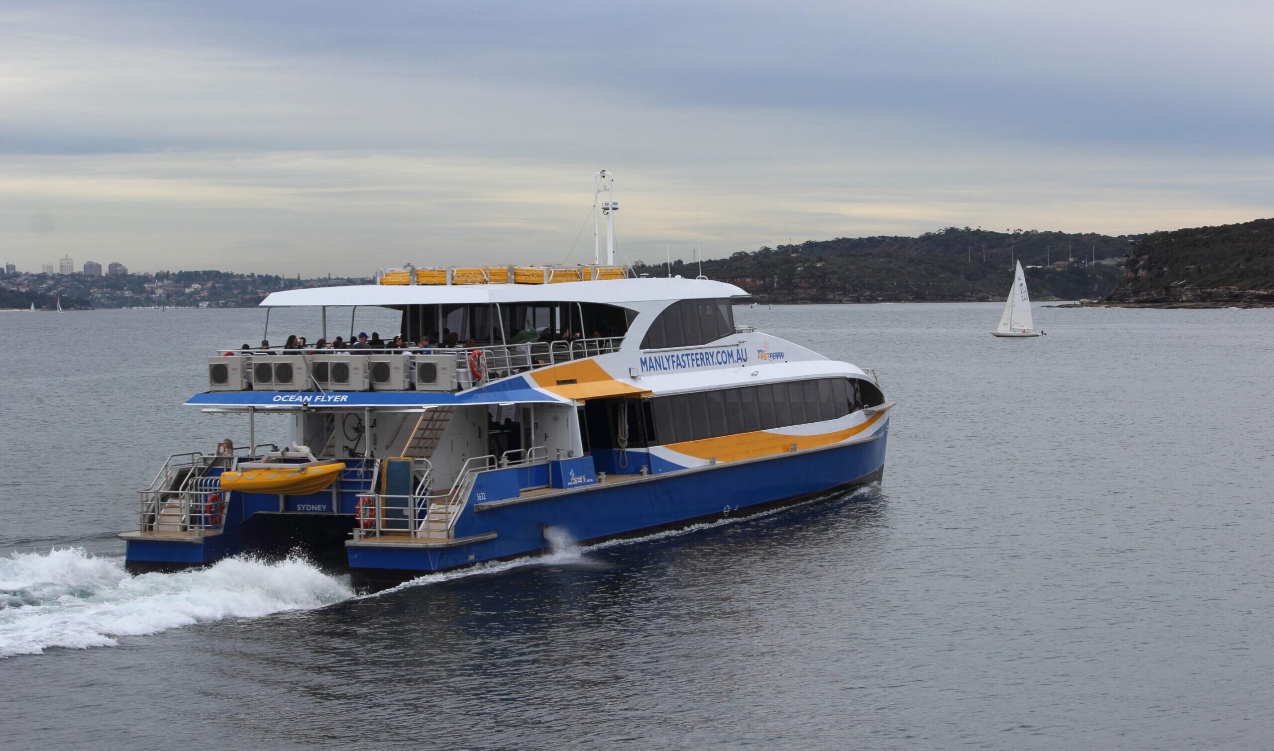 Manly’s fast ferries are expected to keep running, says the NSW government. Photo: ANDREW KACIMAIWAI